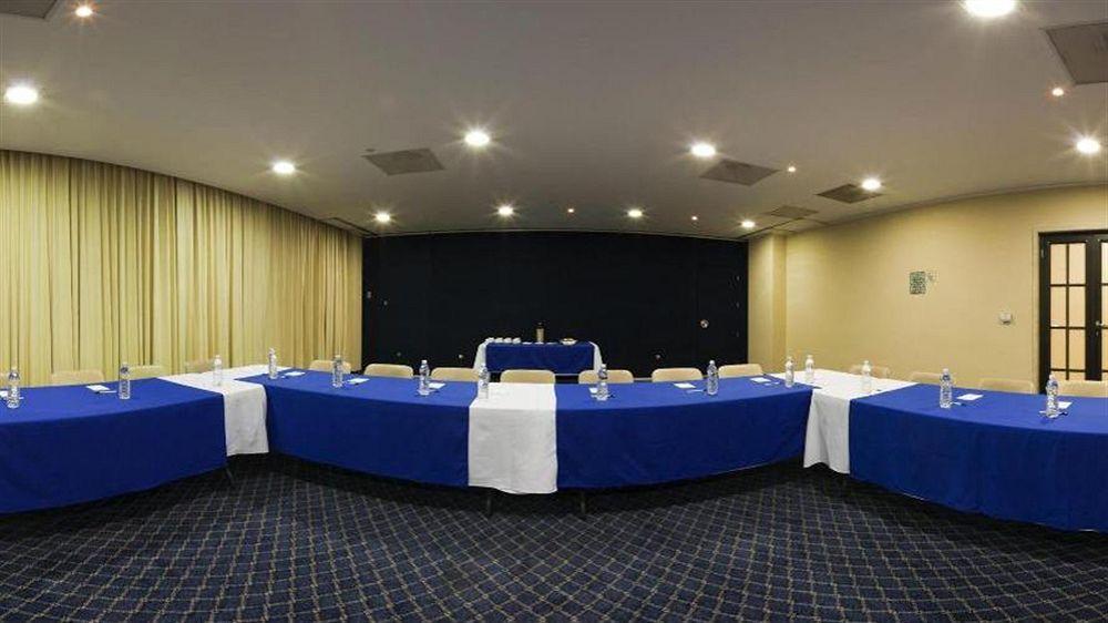 Holiday Inn Express Mexico Santa Fe By Ihg Exterior photo