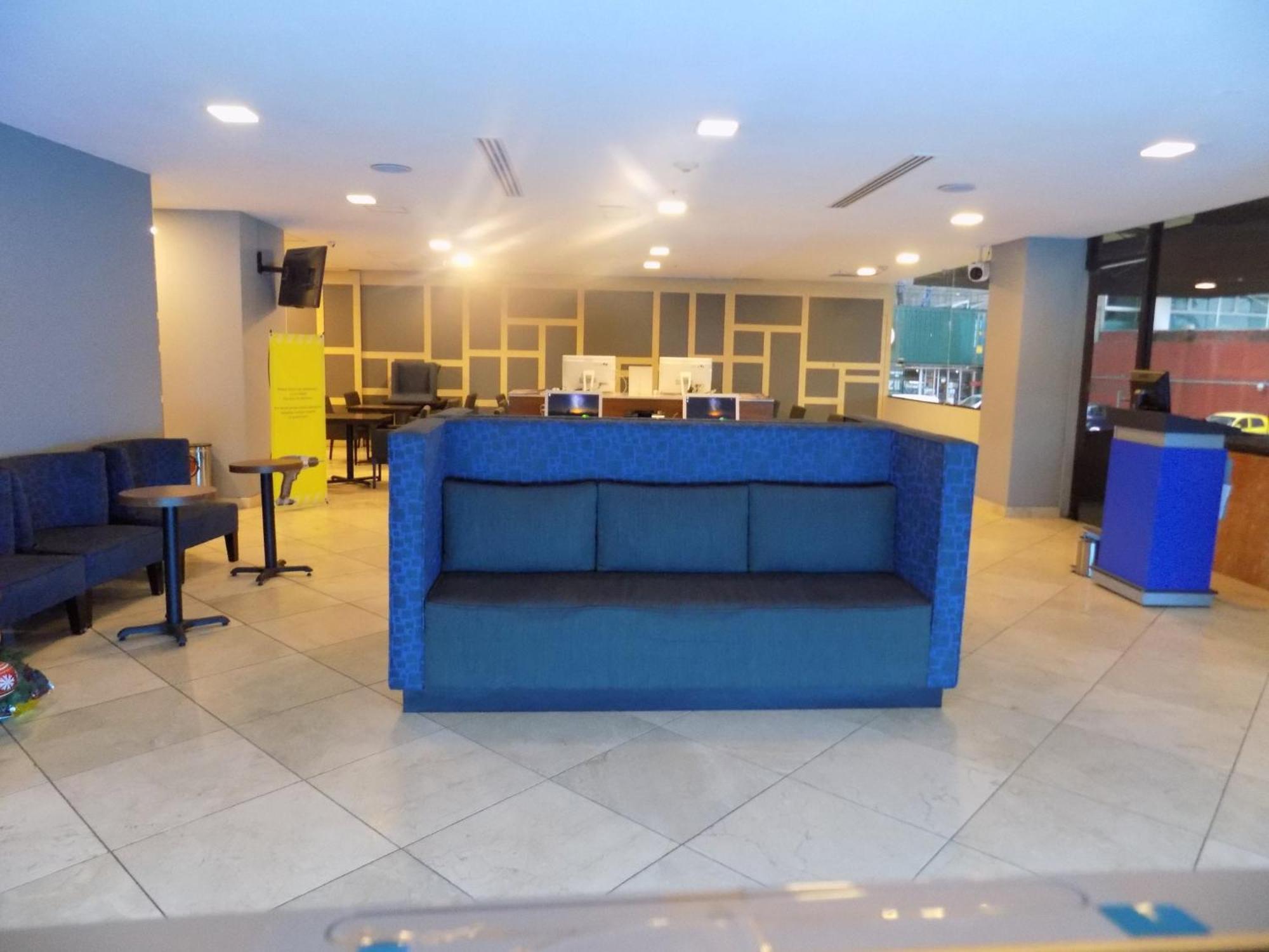 Holiday Inn Express Mexico Santa Fe By Ihg Exterior photo